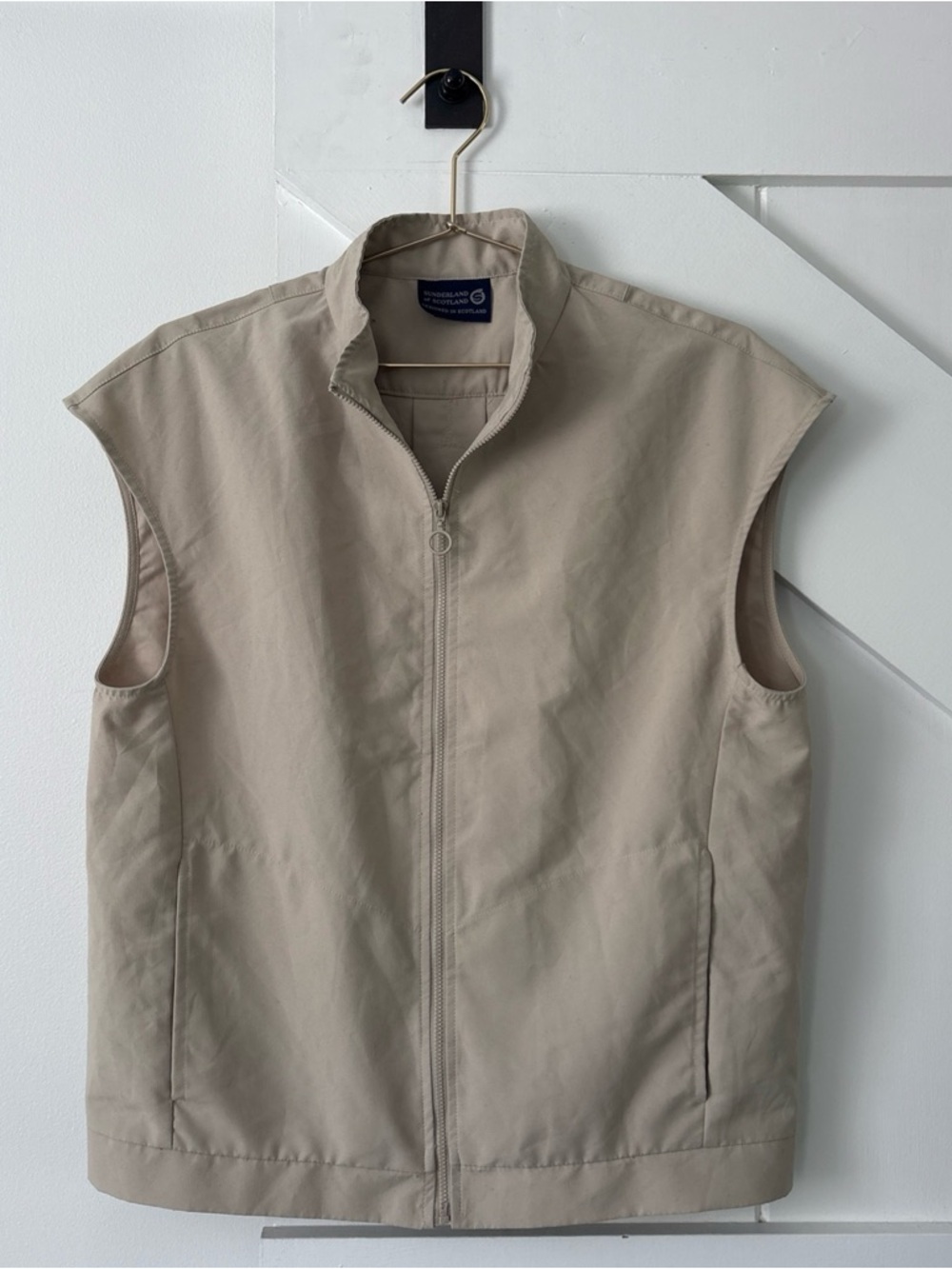 Sunderland Of Scotland Golf Vest Size Small Full Zip Tan Active Casual